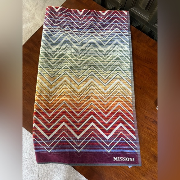 Missoni Tolomeo Beach Towel New zig zag print, oversized Color:Aranci 40” X 70” - Picture 2 of 8